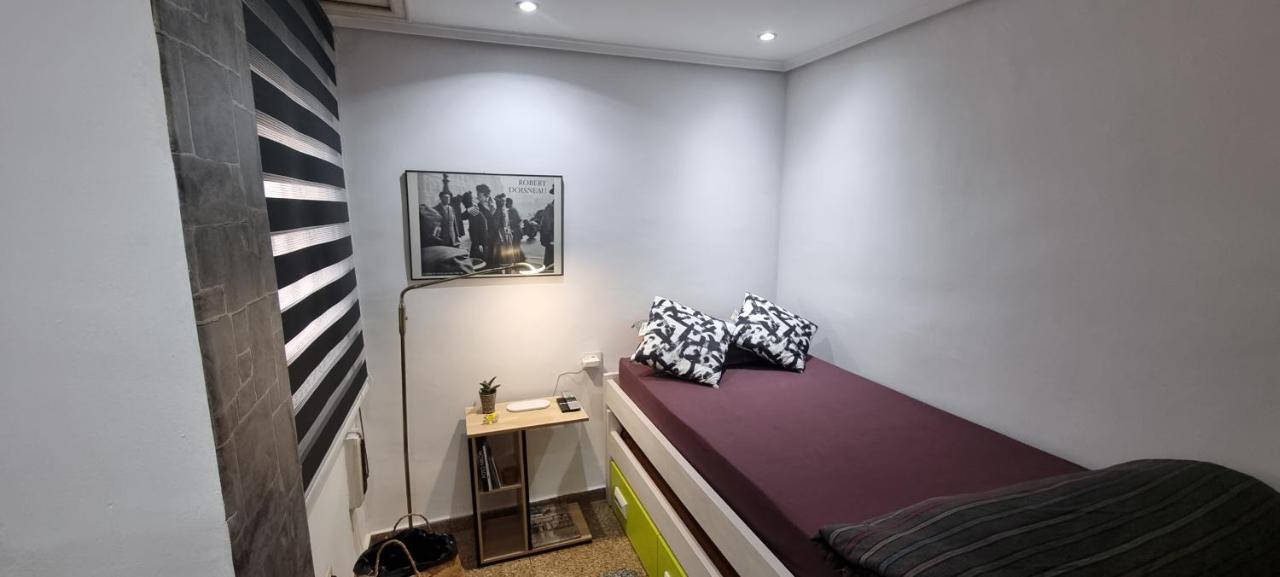 Private Room Valencia Center المظهر الخارجي الصورة